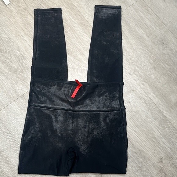 SPANX faux leather moto black high waisted leggings pants 2437 size M - Picture 4 of 7